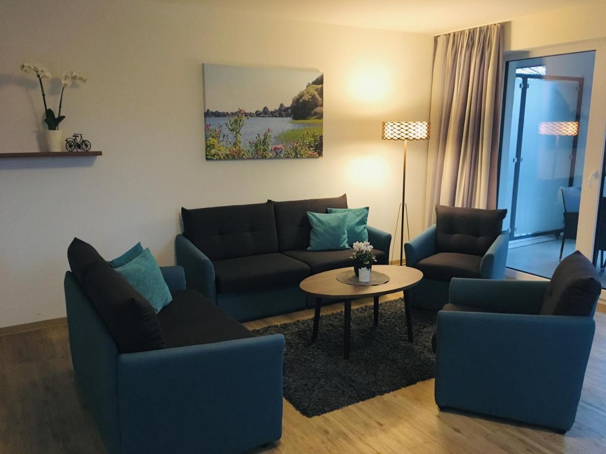 Pension Seecafé Zarrentin am Schaalsee Extérieur photo